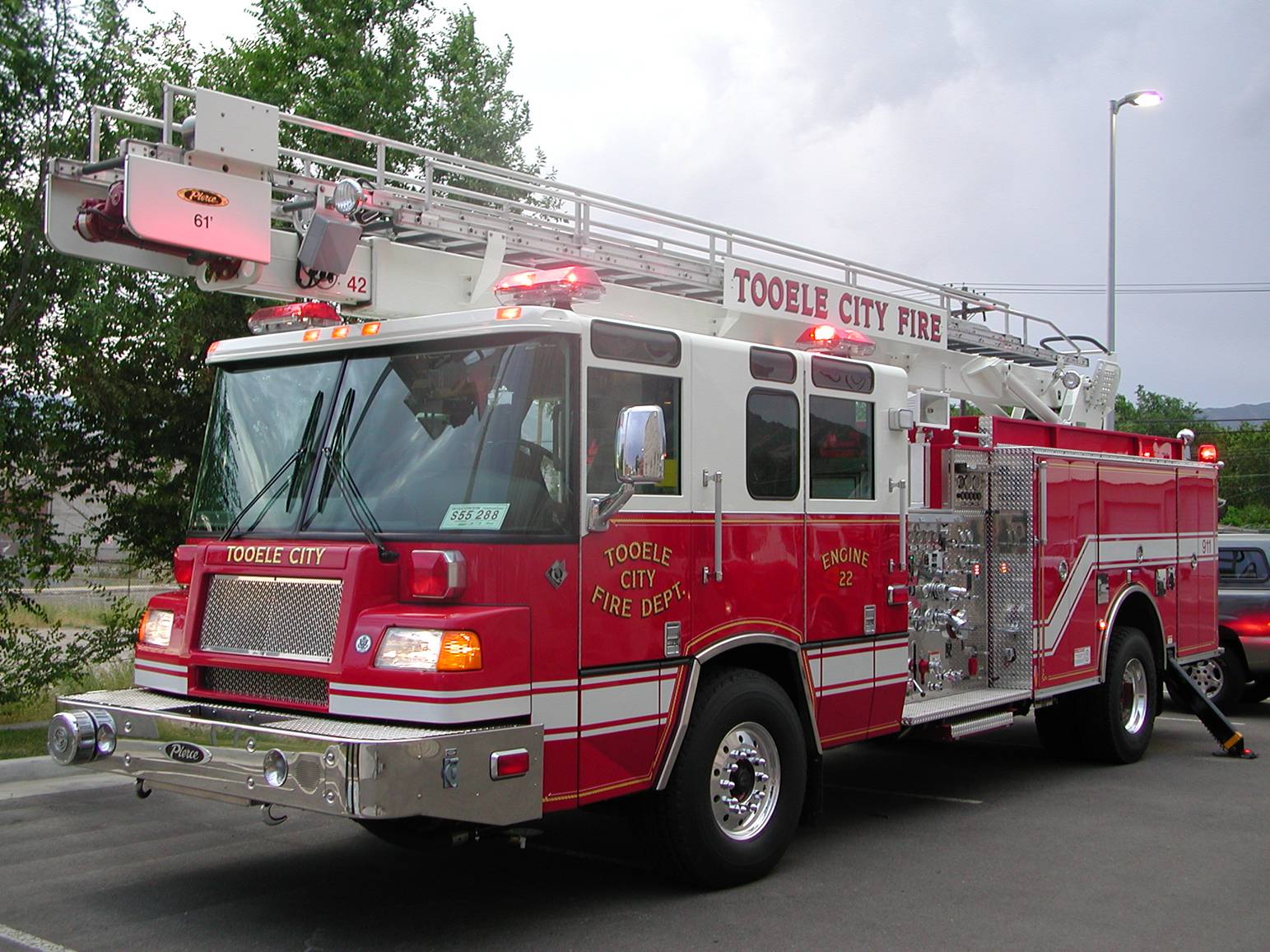 Ladder Truck Photo